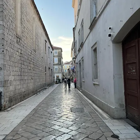 Luxury Majpruz Appartement