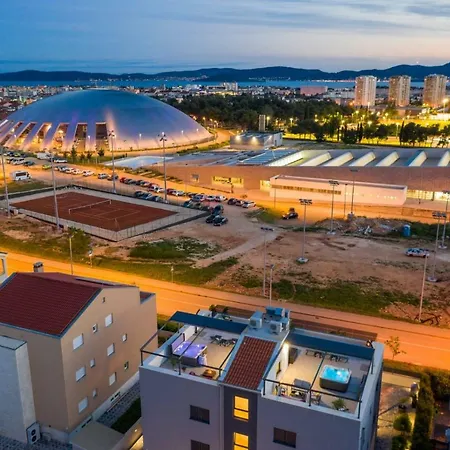 Apartament Luxury Majpruz *