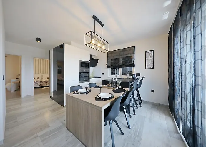 Luxury Majpruz Apartman *