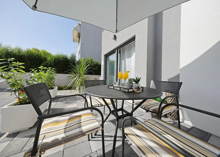 Luxury Majpruz Apartman *