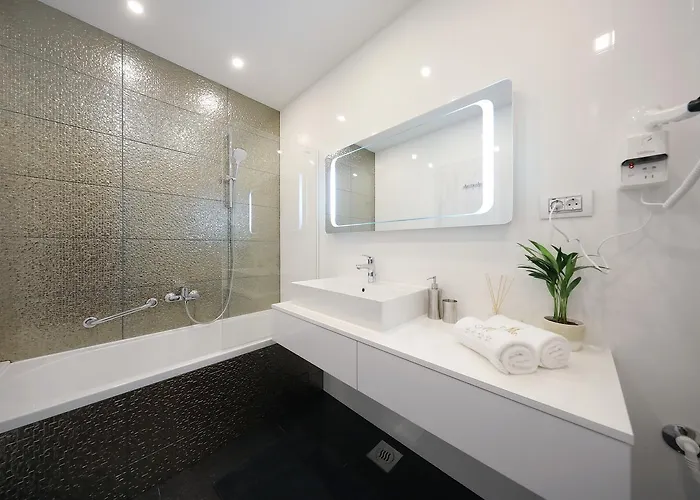 Apartman Luxury Majpruz Zára