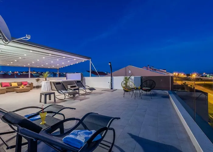 Luxury Majpruz Apartman *