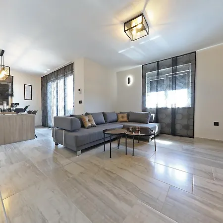 Luxury Majpruz * 扎达尔