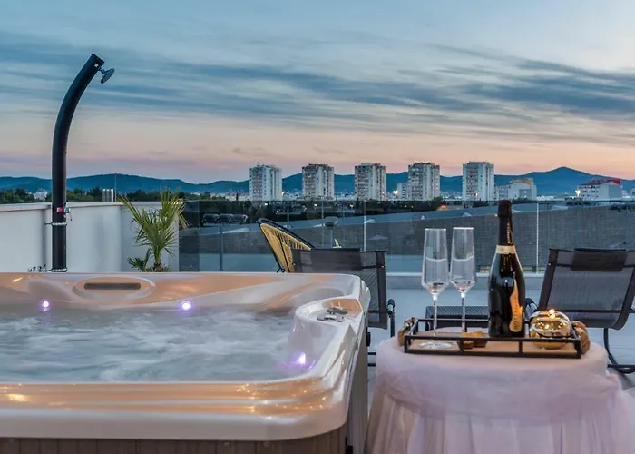 Lägenhet Luxury Majpruz